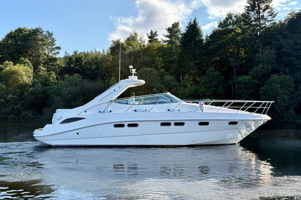 2005 Sealine S42