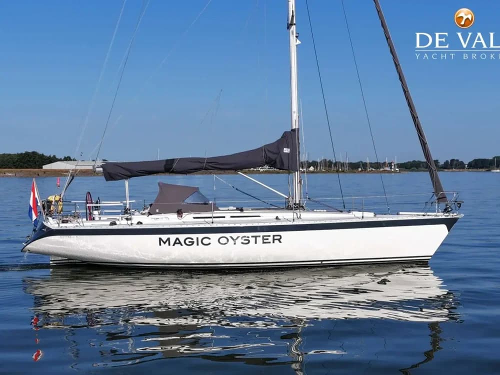 1982 Oyster 41 R Boat for Sale in Contact De Valk Hindeloopen