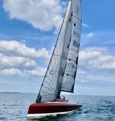 LA 28 Daysailer 3