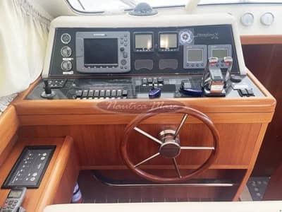 Portofino Marine 47 Fly 3