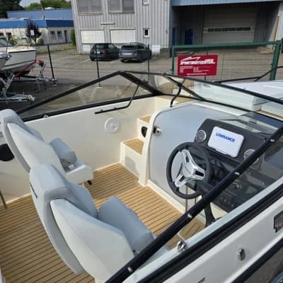 Quicksilver 605 Cruiser Deluxe + F115XL CT 3