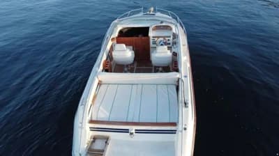Windy 8000 Full Cabin 3