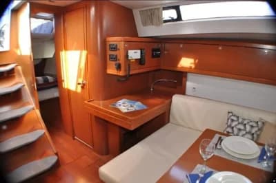 Beneteau Oceanis 48 5