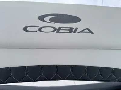 Cobia 305 Center Console 2