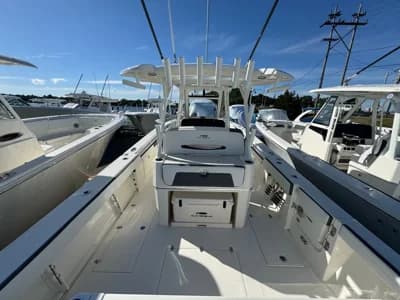 Cobia 305 Center Console 3