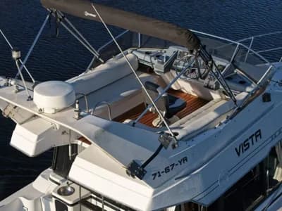 Bayliner 3688 Flybridge 4