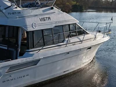 Bayliner 3688 Flybridge 5
