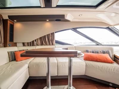 2015 Sea Ray 510 Sundancer Boat for Sale in Cabo Velas 3