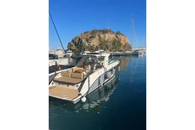 2024 Sea Ray SLX 400 2