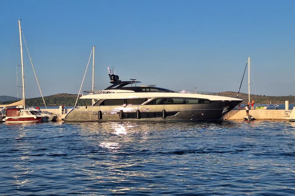 2020 Riva 100' Corsaro | 30m