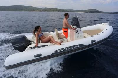 2023 Capelli Tempest 570 | 6m 2