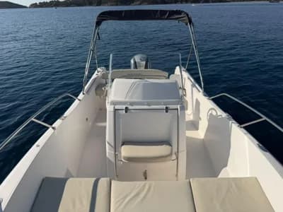 2015 White Shark 226 3