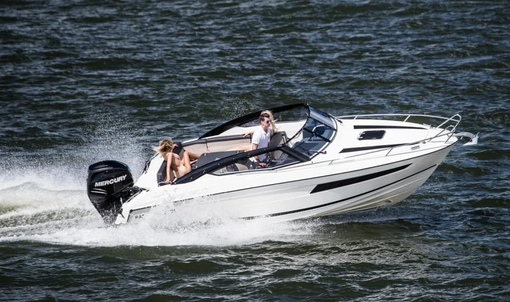 2022 Parker Poland 690 Day Cruiser