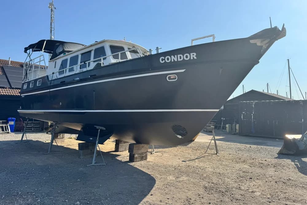 1988 Custom West Bank 42 | 13m