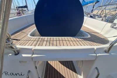 Bavaria 37 3