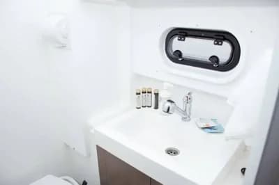 2018 Bali 4.3 Boat for Sale in Campania 4