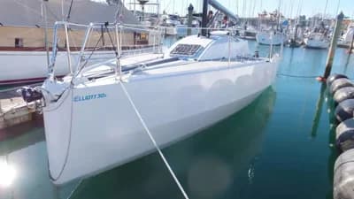 Elliott 30 Sport 3