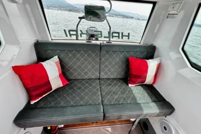 2019 Axopar 28 Cabin | 28 ft 3