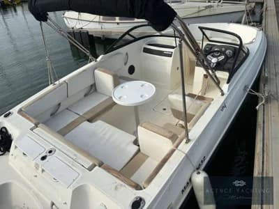 Bayliner VR4 2
