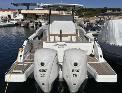 Jeanneau Cap Camarat 9.0 CC 2