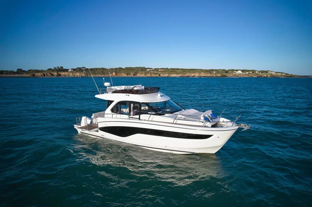 2024 Beneteau Anteras 12 | 42.6 ft
