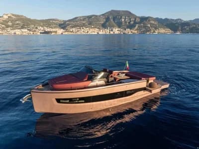 Cranchi A32 LT - NEW preorder fra 5