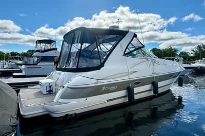 2007 Cruisers Yachts 340 Express | 36.5 ft 2
