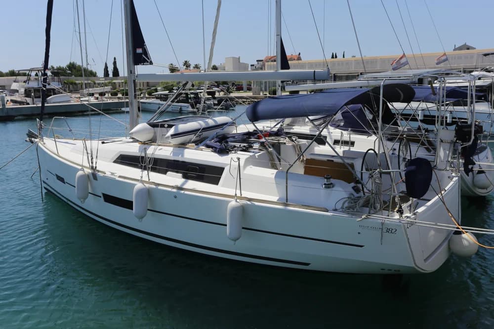 2015 Dufour 382 Grand Large | 11m