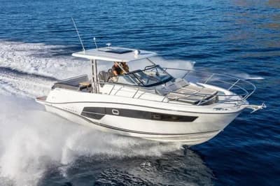 2027 Jeanneau Leader 10.5 WA Series 2 | 35.8 ft 2