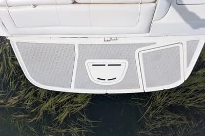 2012 Sea Ray 260 Sundeck | 26.3 ft 3