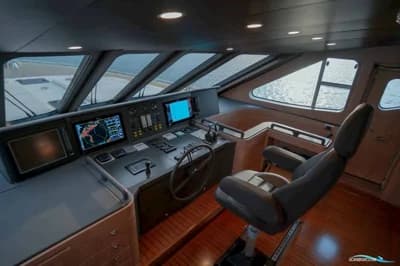 Oceanco 25M - Refit !! 5