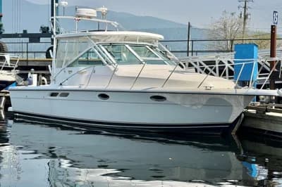 2005 Tiara Yachts 2900 Open Classic | 28.8 ft 2