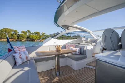 Princess V40 2