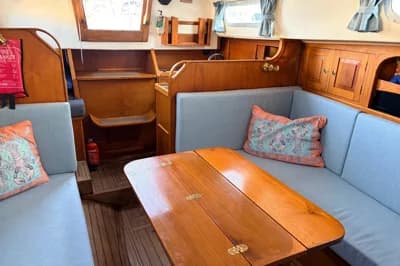 1998 Contessa 32 | 10m 3