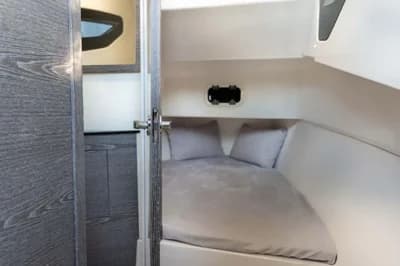 2023 Zar Formenti 95SL | 31.5 ft 3