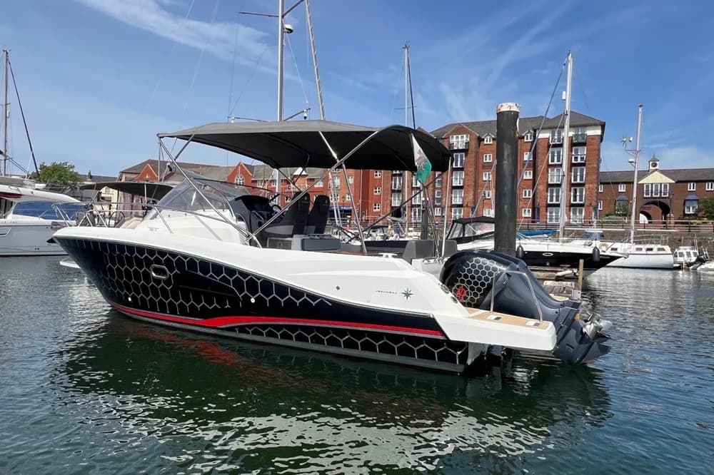 2019 Jeanneau Cap Camarat 9.0 WA | 29.9 ft