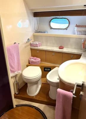 2005 Ferretti Yachts 761 ANNIVERSARY | 76.9 ft 3
