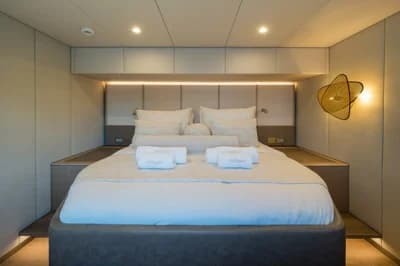 2026 Sunreef 60 Power | 61.5 ft 3