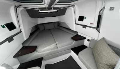 Axopar 37 XC BRABUS Line 4