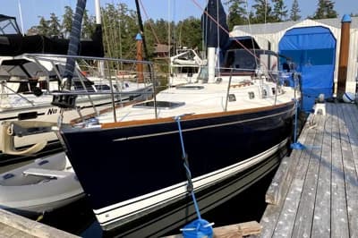 2002 Tartan 3700 | 37 ft 2
