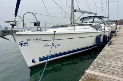 2009 Hunter 45 Deck Salon | 45 ft 2