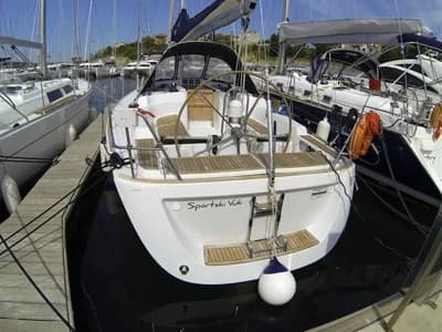 2010 Grand Soleil 37 | 38.3 ft 2