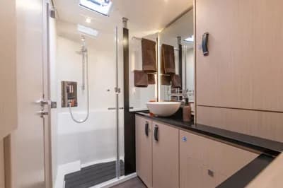 2027 Jeanneau 55 | 55.8 ft 3