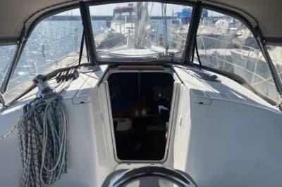 2005 Beneteau 323 | 32 ft 3