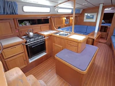 1999 Rustler 42 | 42 ft 3