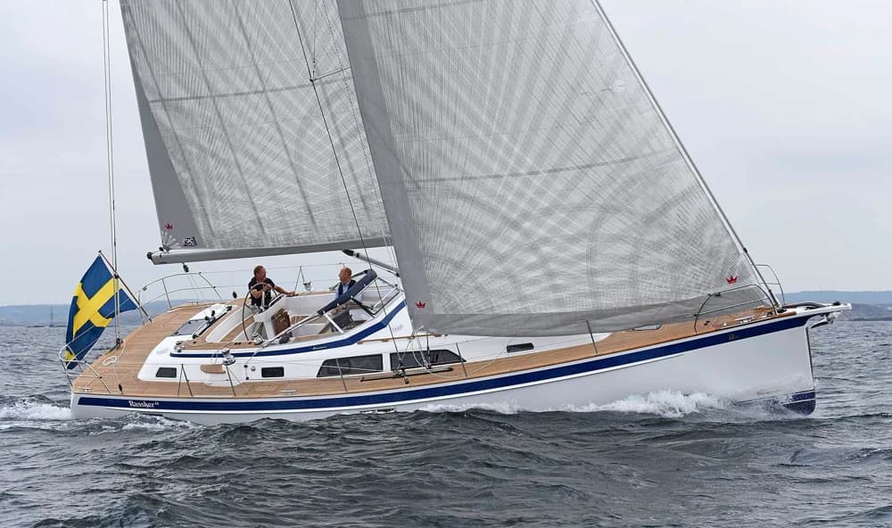 2018 Hallberg-Rassy 44 | 44 ft