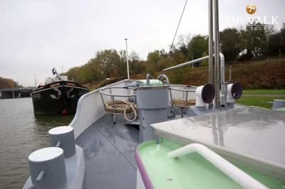 Sailing Houseboat 32M 4