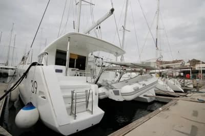 2016 Lagoon 39 2