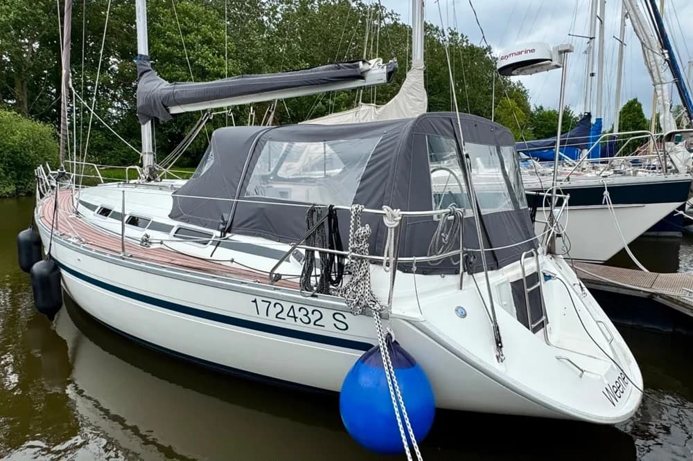 1997 Bavaria 38 Holiday