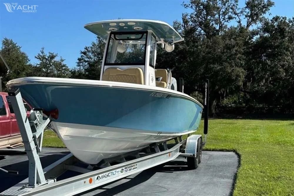 Sportsman Masters 267 Bay Boat